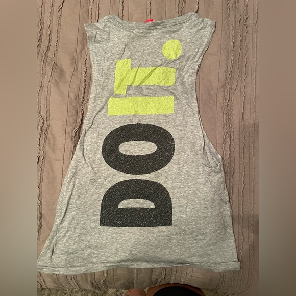 Nike tank - Picture 2 of 2